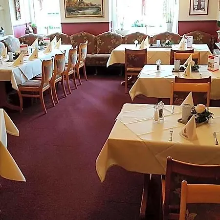 Hotel Feyen Grossefehn